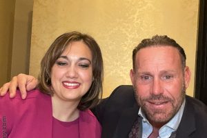 2b9ec381-dfbd-408f-9372-fc7ccbc8165e